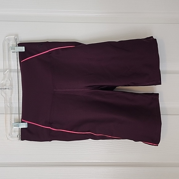 Good American Size 2 Maroon Shorts - Picture 2 of 4